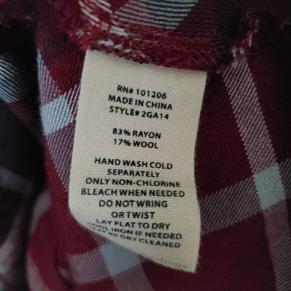 Soft Surroundings Tunic Top Size L Red Black Plaid Long Sleeve Button Down - Picture 6 of 7